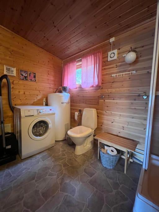 Cozy And Spacious Cabin Svensby Exteriör bild