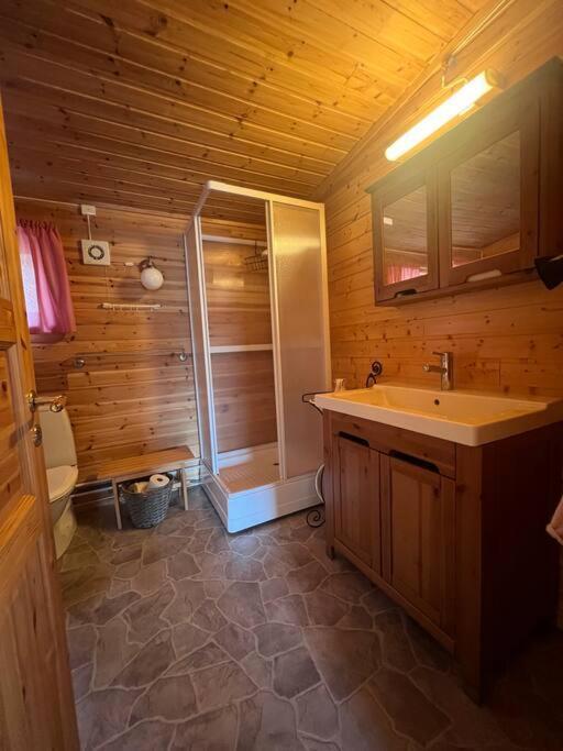 Cozy And Spacious Cabin Svensby Exteriör bild